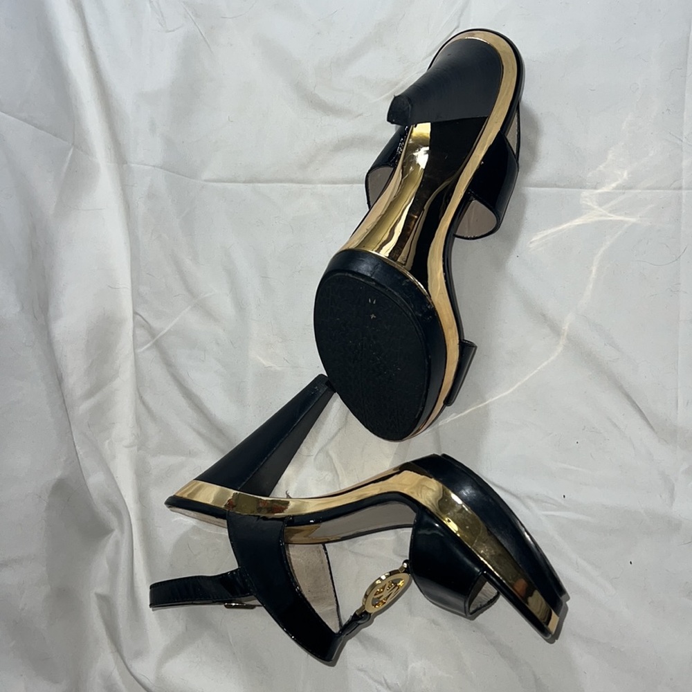 Authentic Michael Kors heels. - Picture 3 of 4